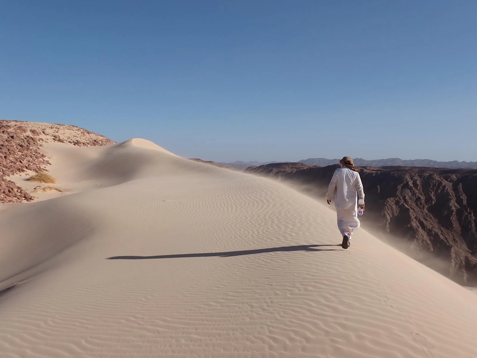 Ria and team together